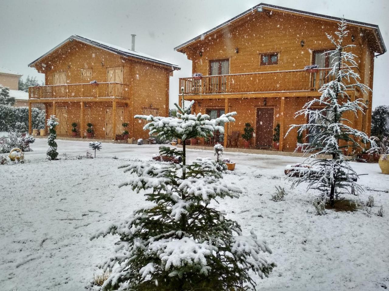 Kastor Chalets Ambelokipoi Exterior foto