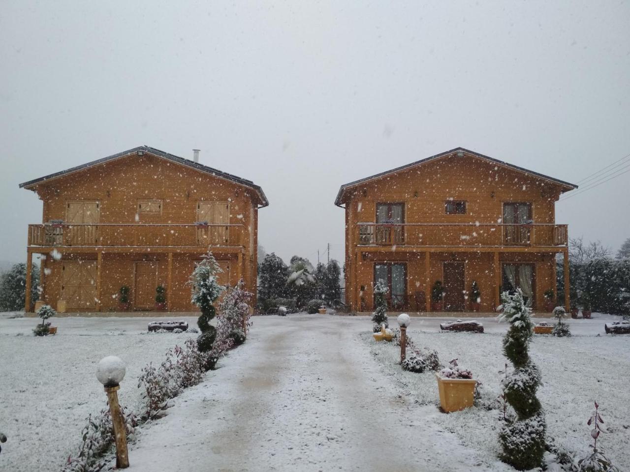 Kastor Chalets Ambelokipoi Exterior foto