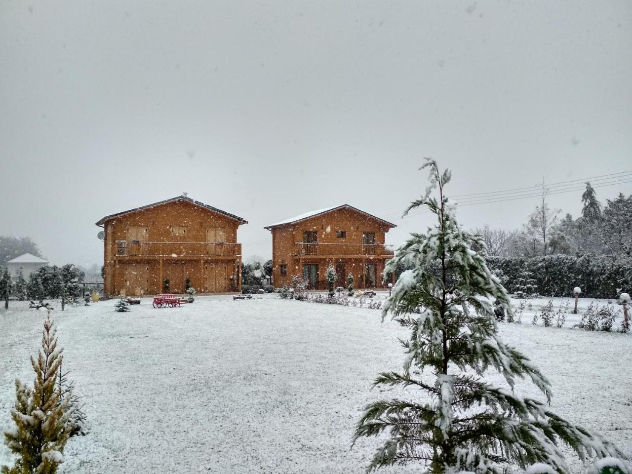 Kastor Chalets Ambelokipoi Exterior foto