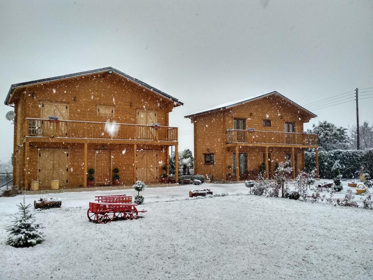 Kastor Chalets Ambelokipoi Exterior foto